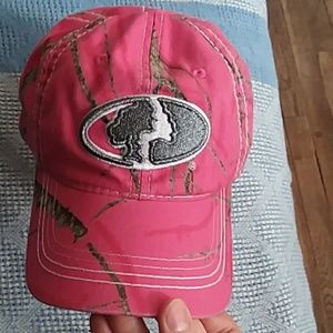 Mossy oak hat